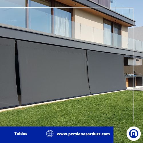 TOLDO ENROLLABLE DE TELA SCREEN TRASLUCIDO